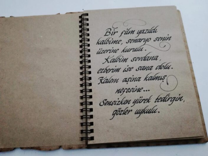 defter kaligrafi yazısı, deftere el yazısı yazma, kaligrafi yazılı defter, hat sanatı yazılı defter